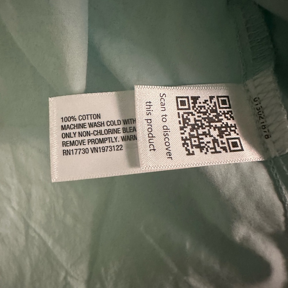 Universal Thread Light Blue Button-Up Shirt - Picture 5 of 8